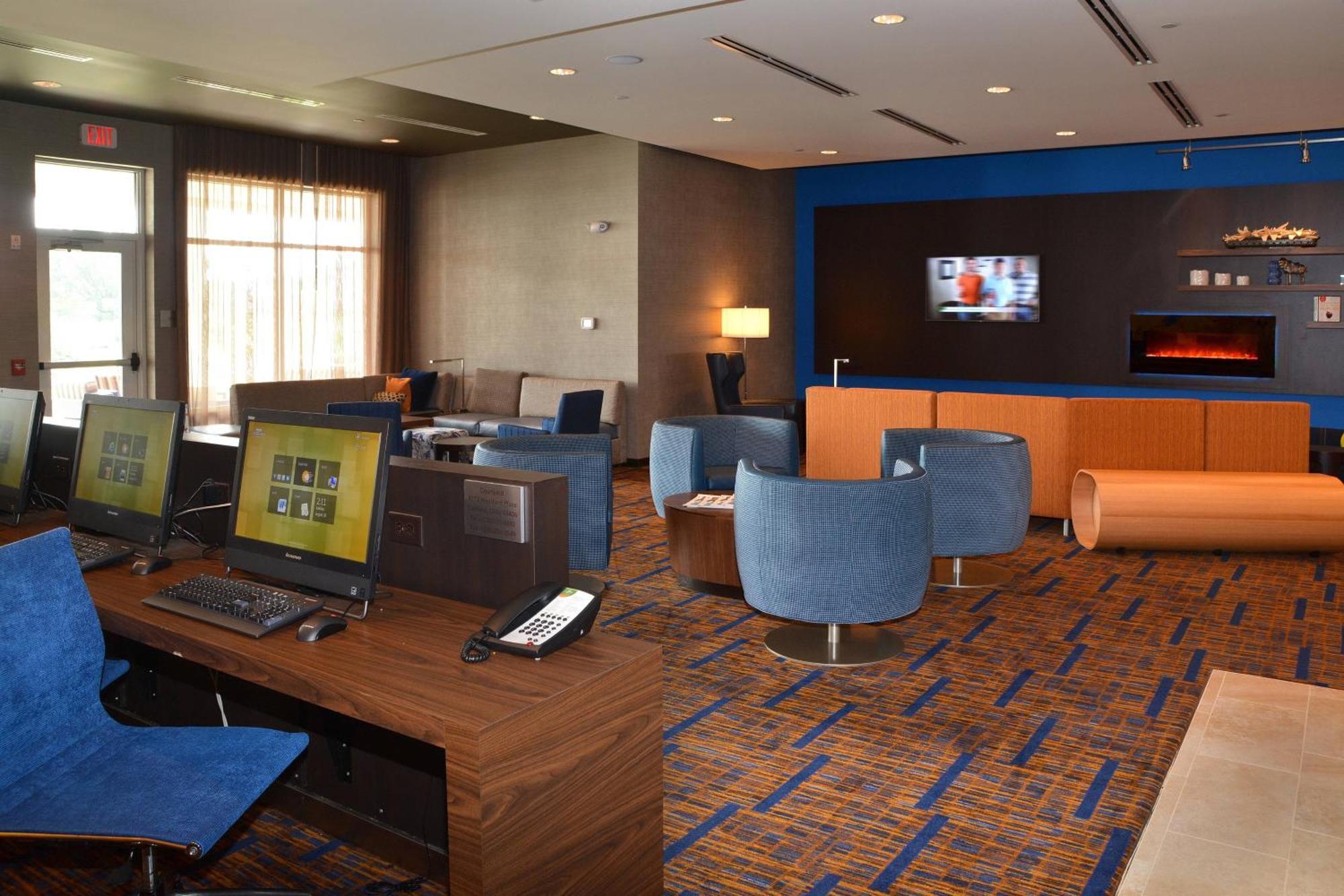 Courtyard By Marriott Youngstown Canfield Zewnętrze zdjęcie